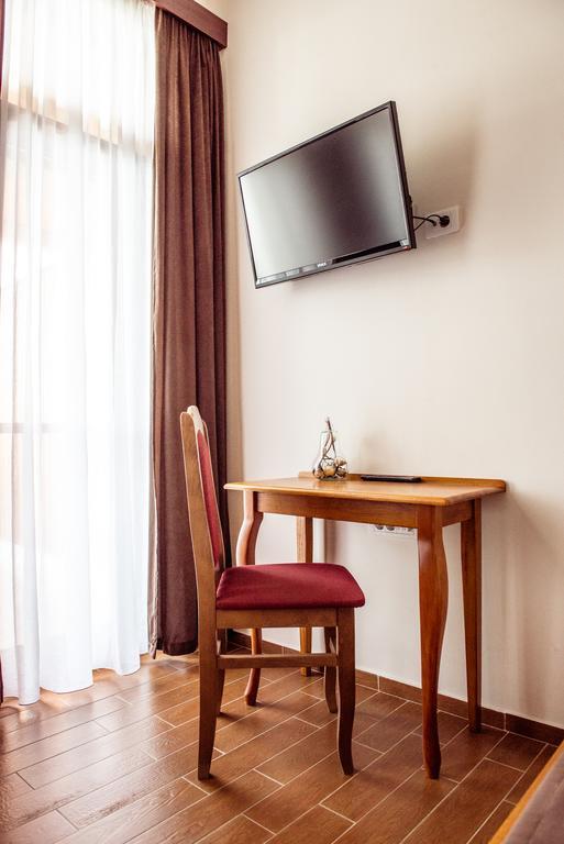 B&B Posejdon Sremska Mitrovica Dış mekan fotoğraf