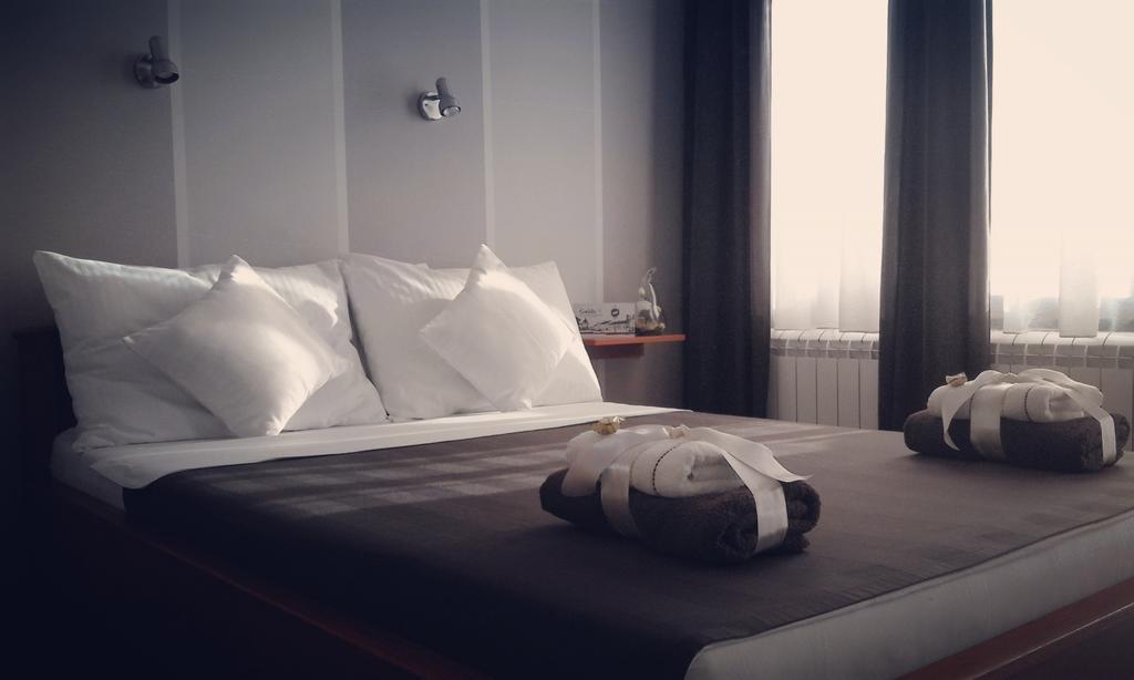 B&B Posejdon Sremska Mitrovica Dış mekan fotoğraf