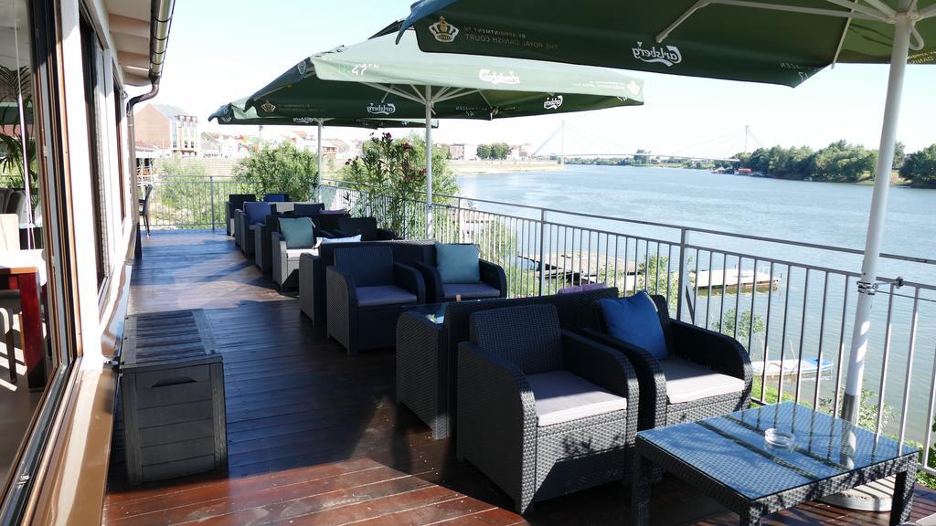 B&B Posejdon Sremska Mitrovica Dış mekan fotoğraf