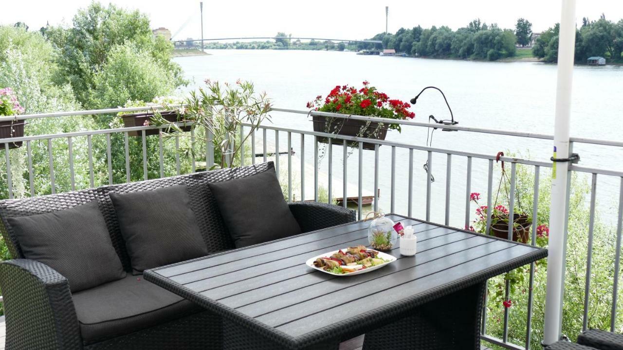B&B Posejdon Sremska Mitrovica Dış mekan fotoğraf